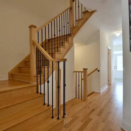 New Blue Mountain Village Snowbridge Executive Townhome Sleeps 10 With Outdoor Pool And Shuttle Nottawa Exterior photo