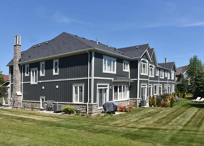 New Blue Mountain Village Snowbridge Executive Townhome Sleeps 10 With Outdoor Pool And Shuttle