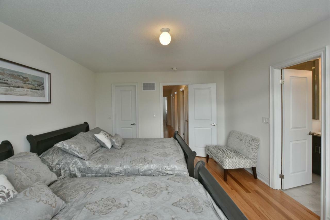 New Blue Mountain Village Snowbridge Executive Townhome Sleeps 10 With Outdoor Pool And Shuttle Holiday home