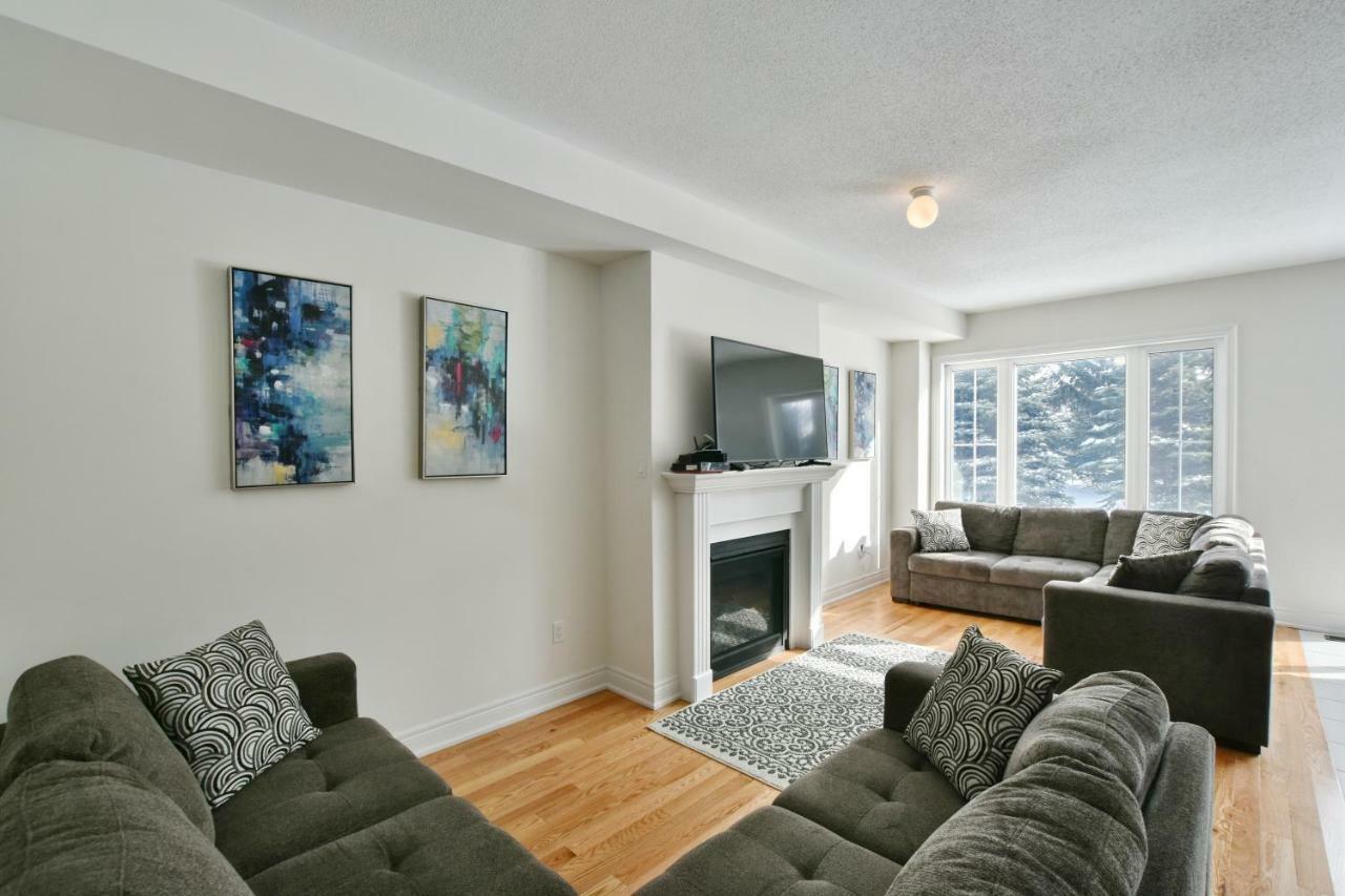 New Blue Mountain Village Snowbridge Executive Townhome Sleeps 10 With Outdoor Pool And Shuttle Holiday home *