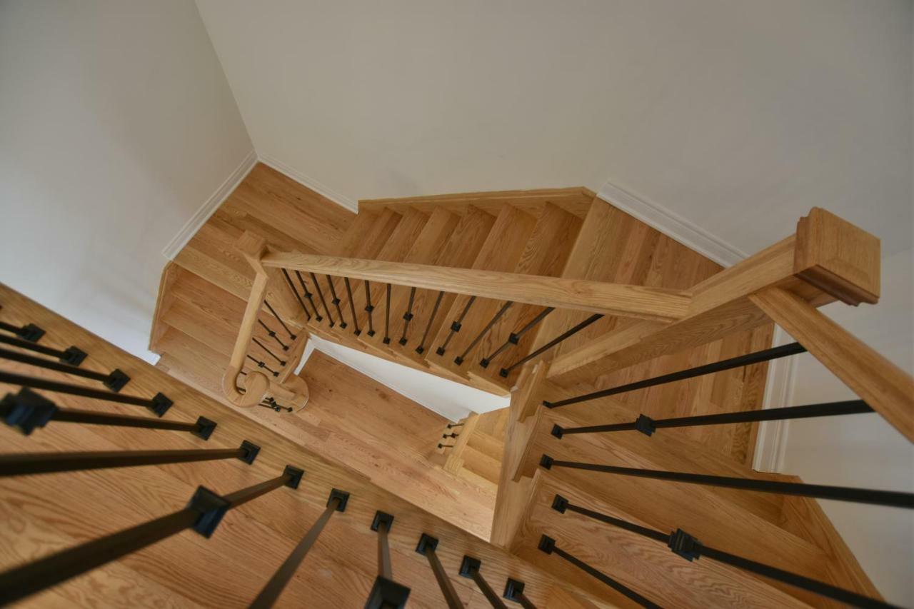 New Blue Mountain Village Snowbridge Executive Townhome Sleeps 10 With Outdoor Pool And Shuttle Holiday home